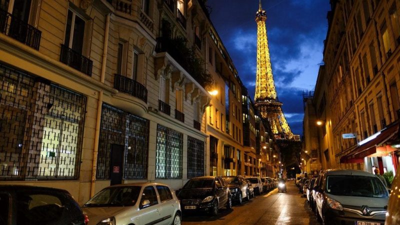 Exploring the Enchanting Streets of Paris